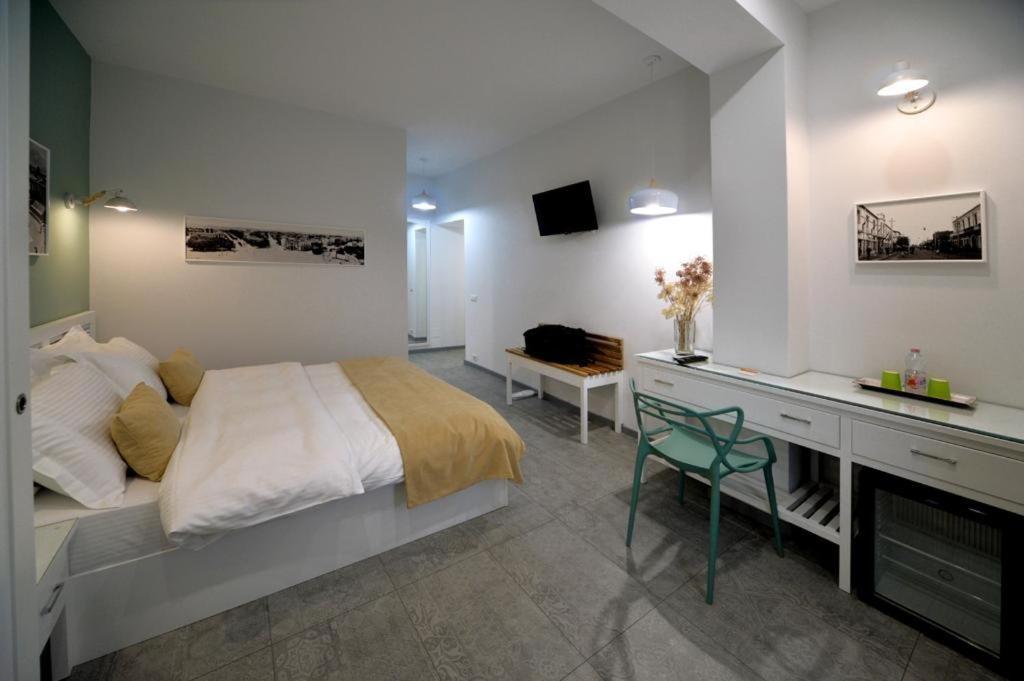 Konak Rooms L Skanderbeg Square Tirana Bagian luar foto