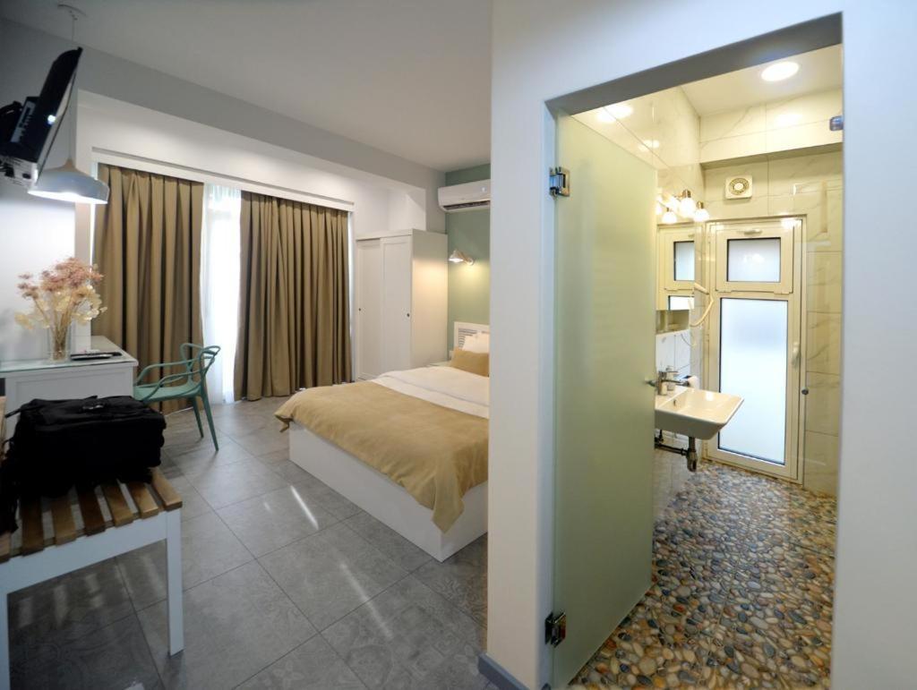 Konak Rooms L Skanderbeg Square Tirana Bagian luar foto
